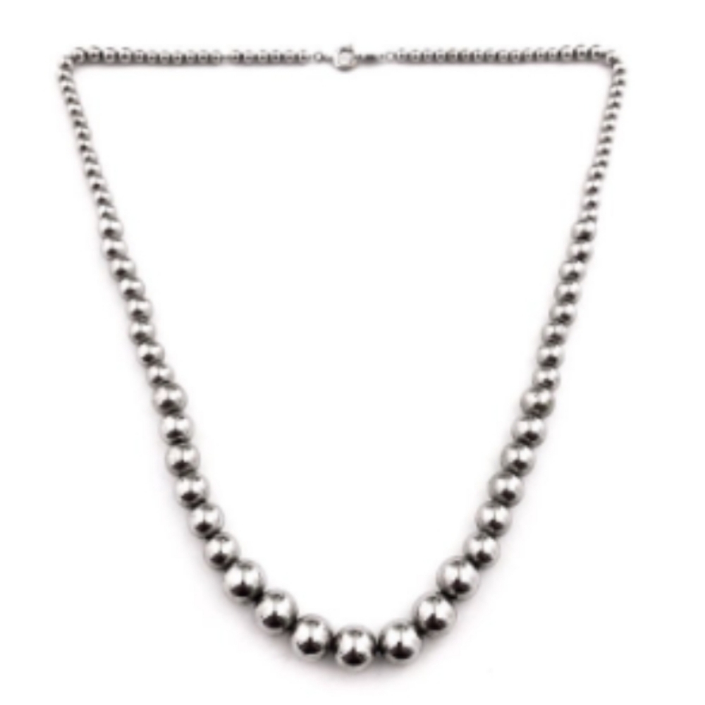 Vintage Napier graduated silver bead 25" neckless.